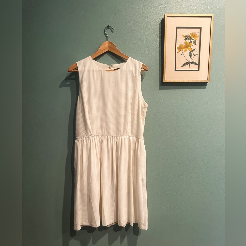 French Connection Sleeveless Dress US Size 12 Off White Cream Lined with Pockets